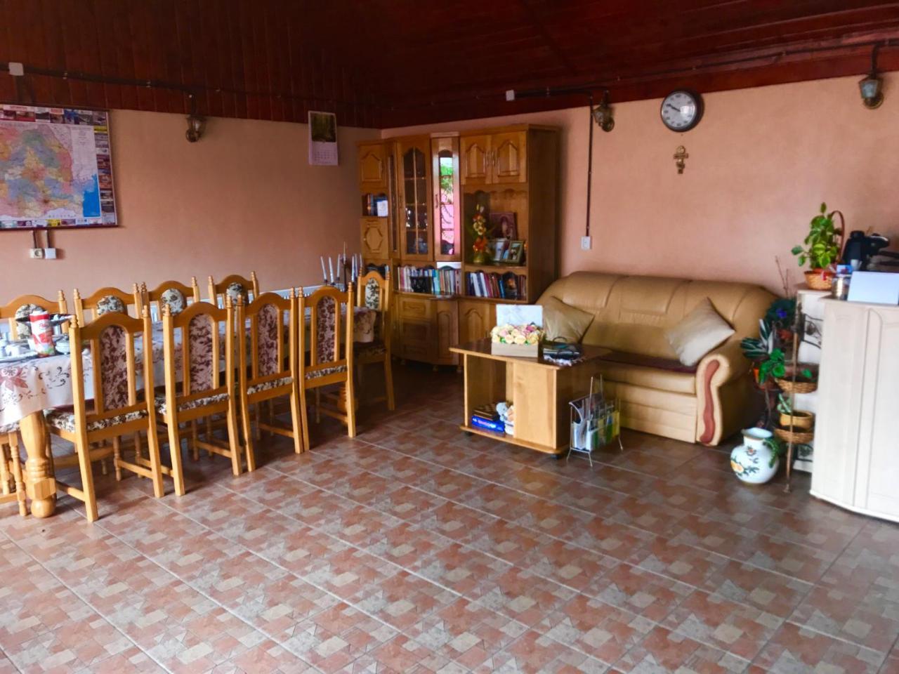 Vila La Izvor Petresti Ngoại thất bức ảnh